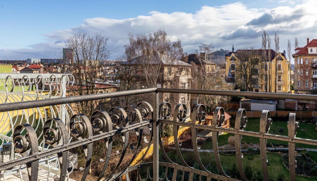 Teplice Apartments U Schodu Bagian luar foto