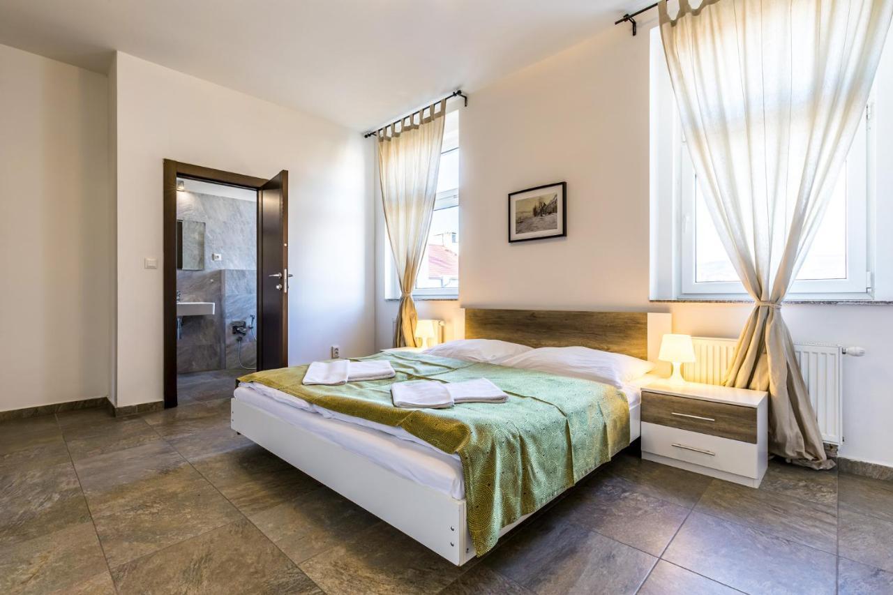 Teplice Apartments U Schodu Bagian luar foto