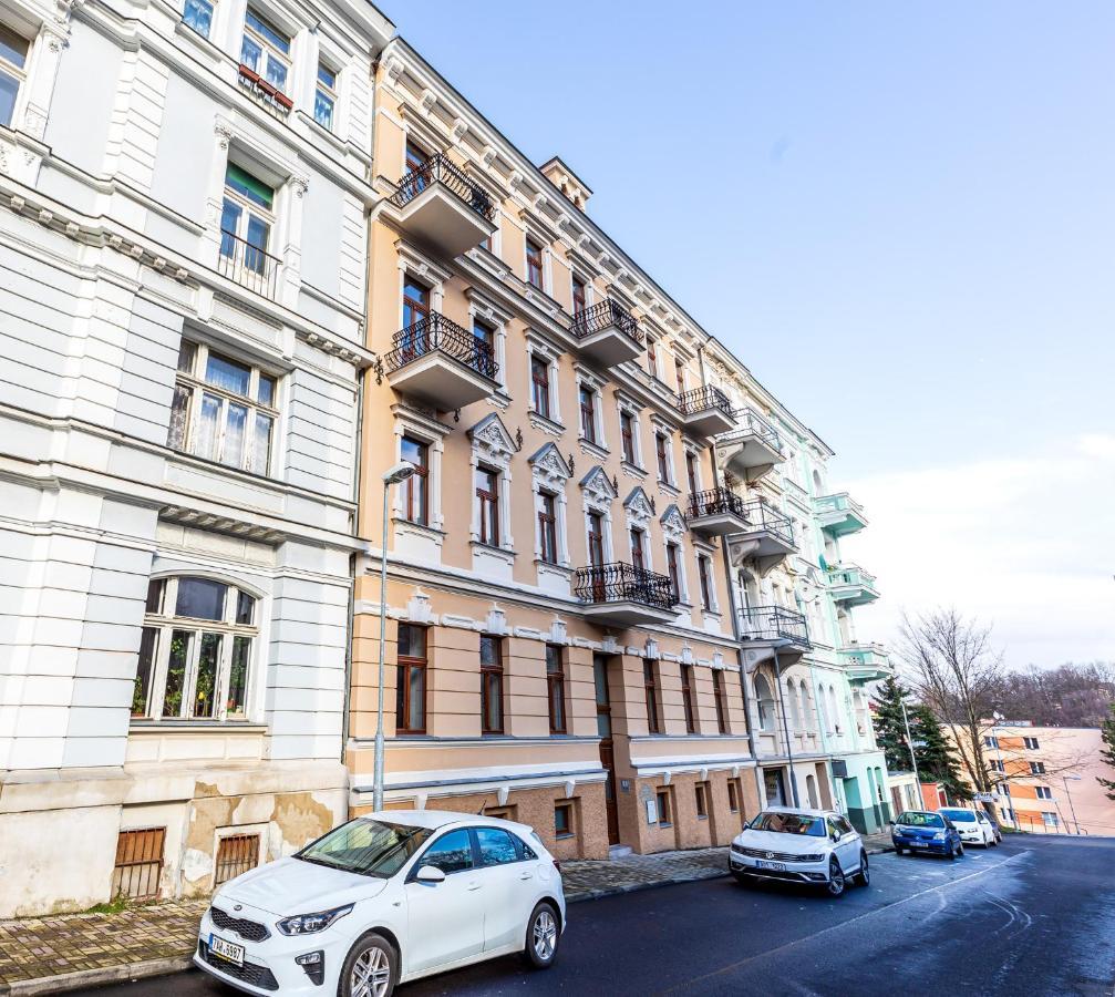 Teplice Apartments U Schodu Bagian luar foto